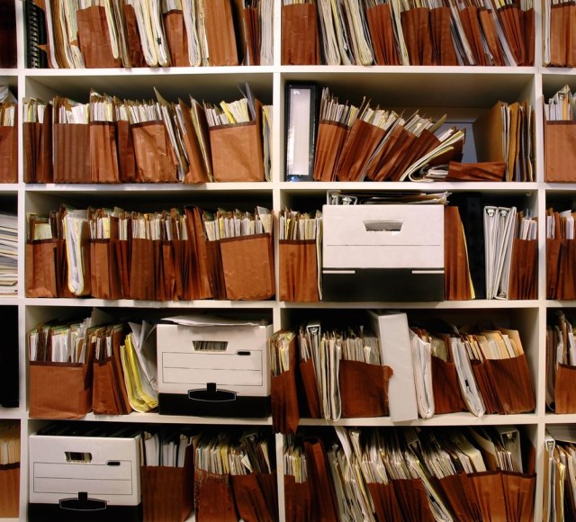 WEBINAR | Dossier Packs: How career centers and departments can help students on the academic market